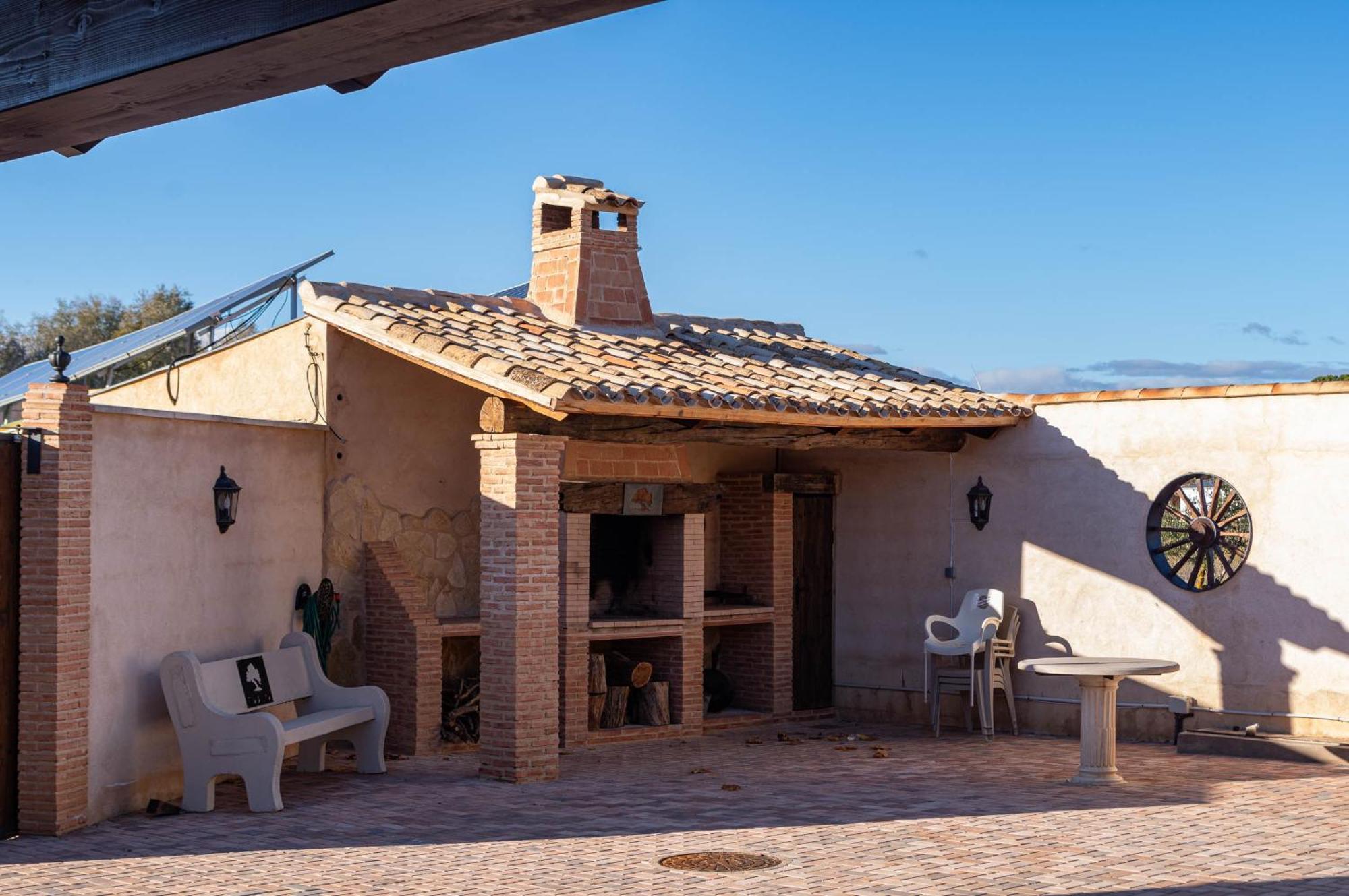 Casa Rural Finca Los Olivos El Picazo Екстериор снимка