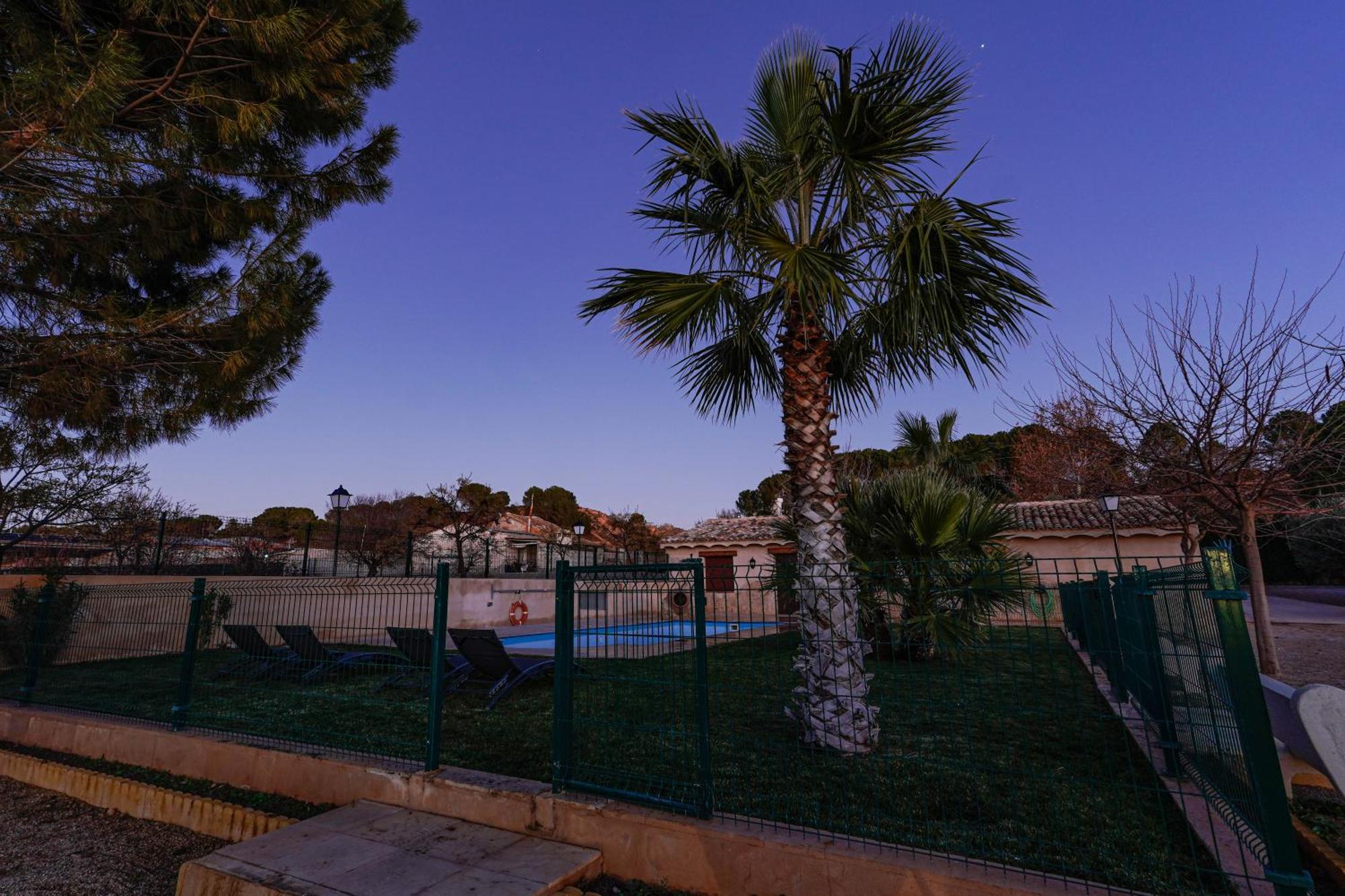 Casa Rural Finca Los Olivos El Picazo Екстериор снимка